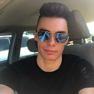 Meet your Posher, Mike